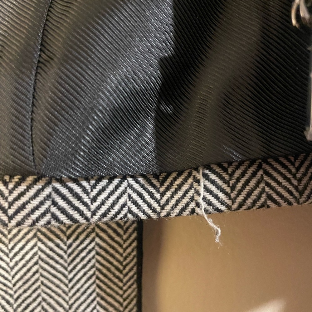 Banana Republic Black and White Herringbone Blazer with Tie - Picture 5 of 5